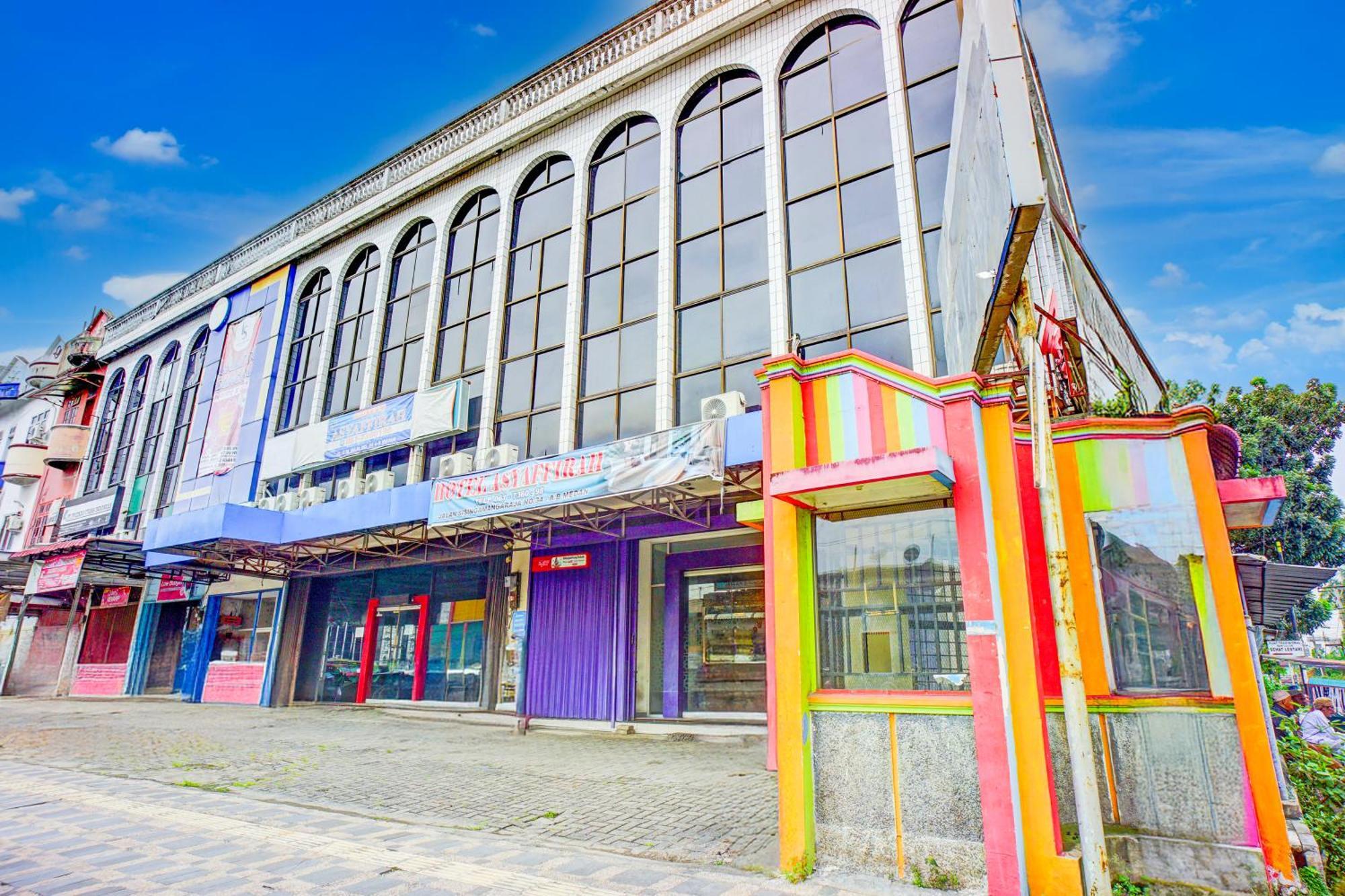 Hotel O Asyaffirah Near Masjid Raya Al Mashun Sm Raja Medan Ngoại thất bức ảnh