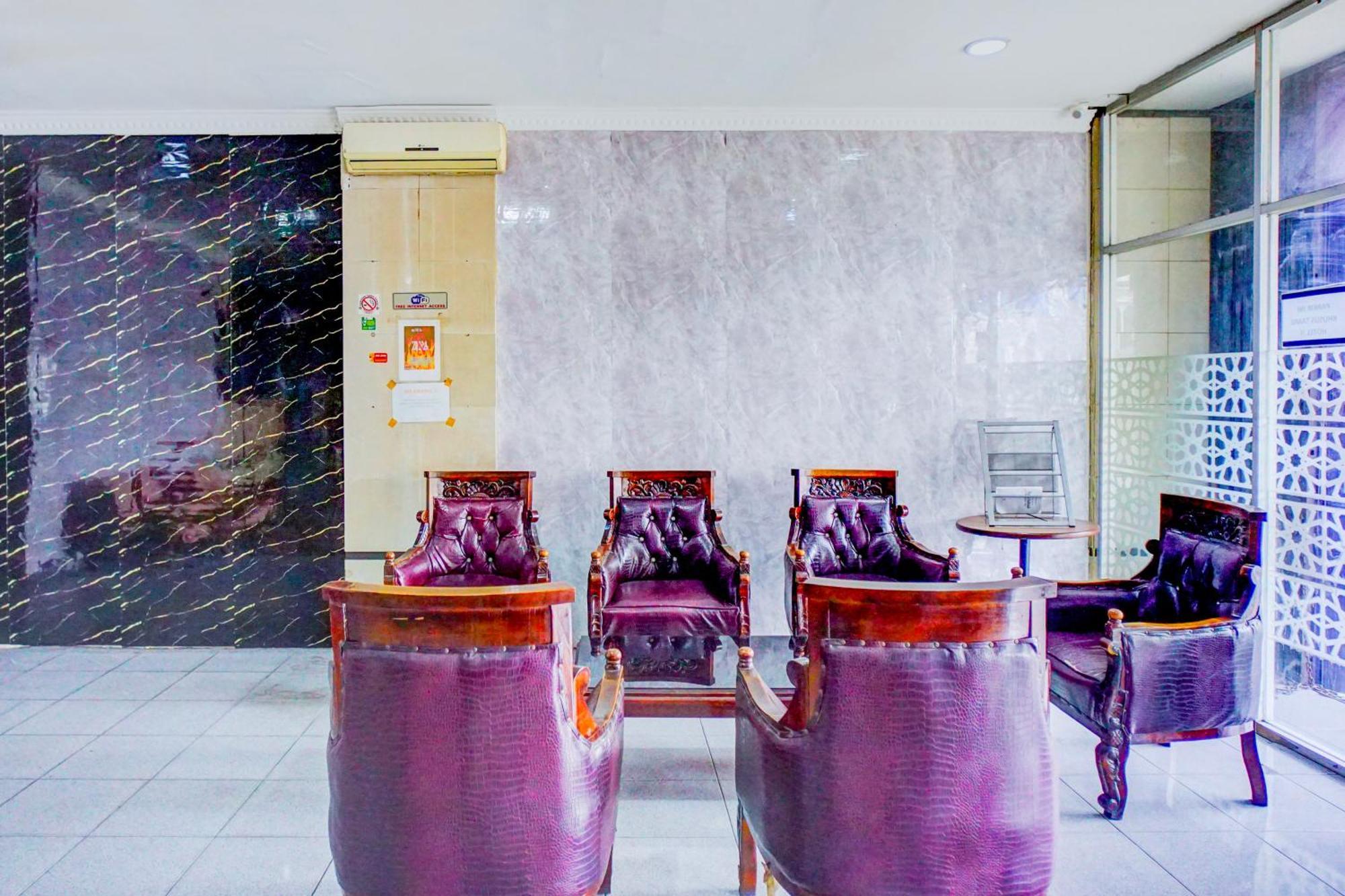 Hotel O Asyaffirah Near Masjid Raya Al Mashun Sm Raja Medan Ngoại thất bức ảnh
